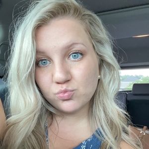 Meet your Posher, Katelin